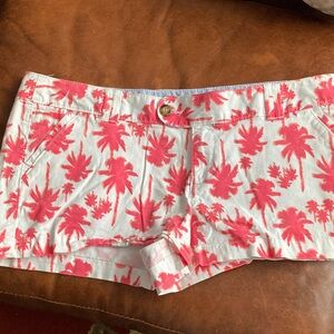 Red Camel Women's Red Palm Print Shorts
